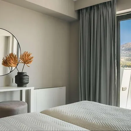 Daire 12 Suites Boutique Suites *