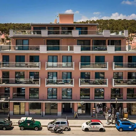 12 Suites Boutique Suites Daire *