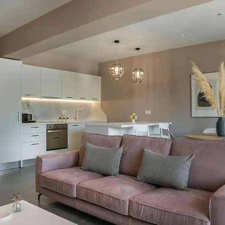 12 Suites Boutique Suites Apartament
